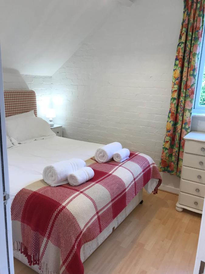 The Hayloft Apartment Абъргавени Екстериор снимка