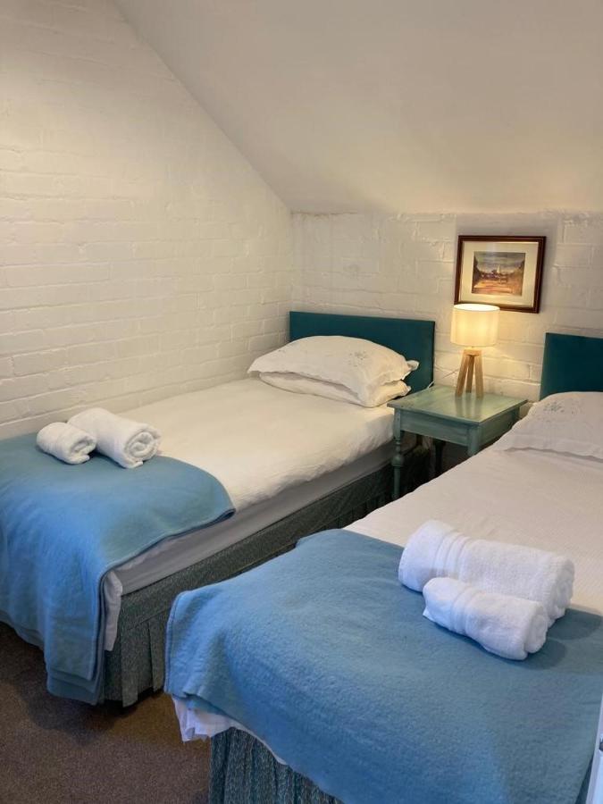 The Hayloft Apartment Абъргавени Екстериор снимка